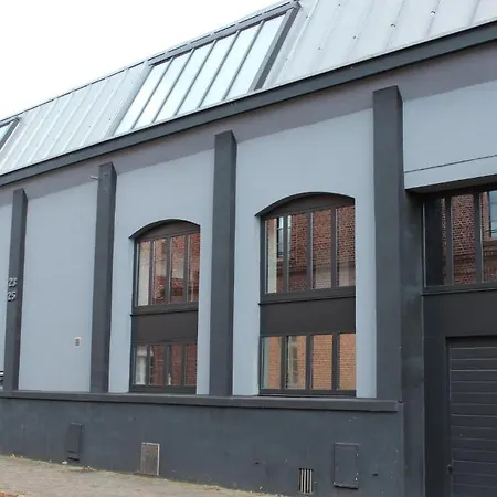 Wood Factory 公寓