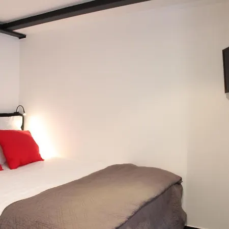 Apartment Wood Factory *